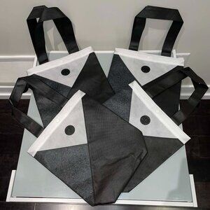 LOT OF 4 LULULEMON 3D BLACK & REFLECTIVE Logo Reusable Totes – NEW